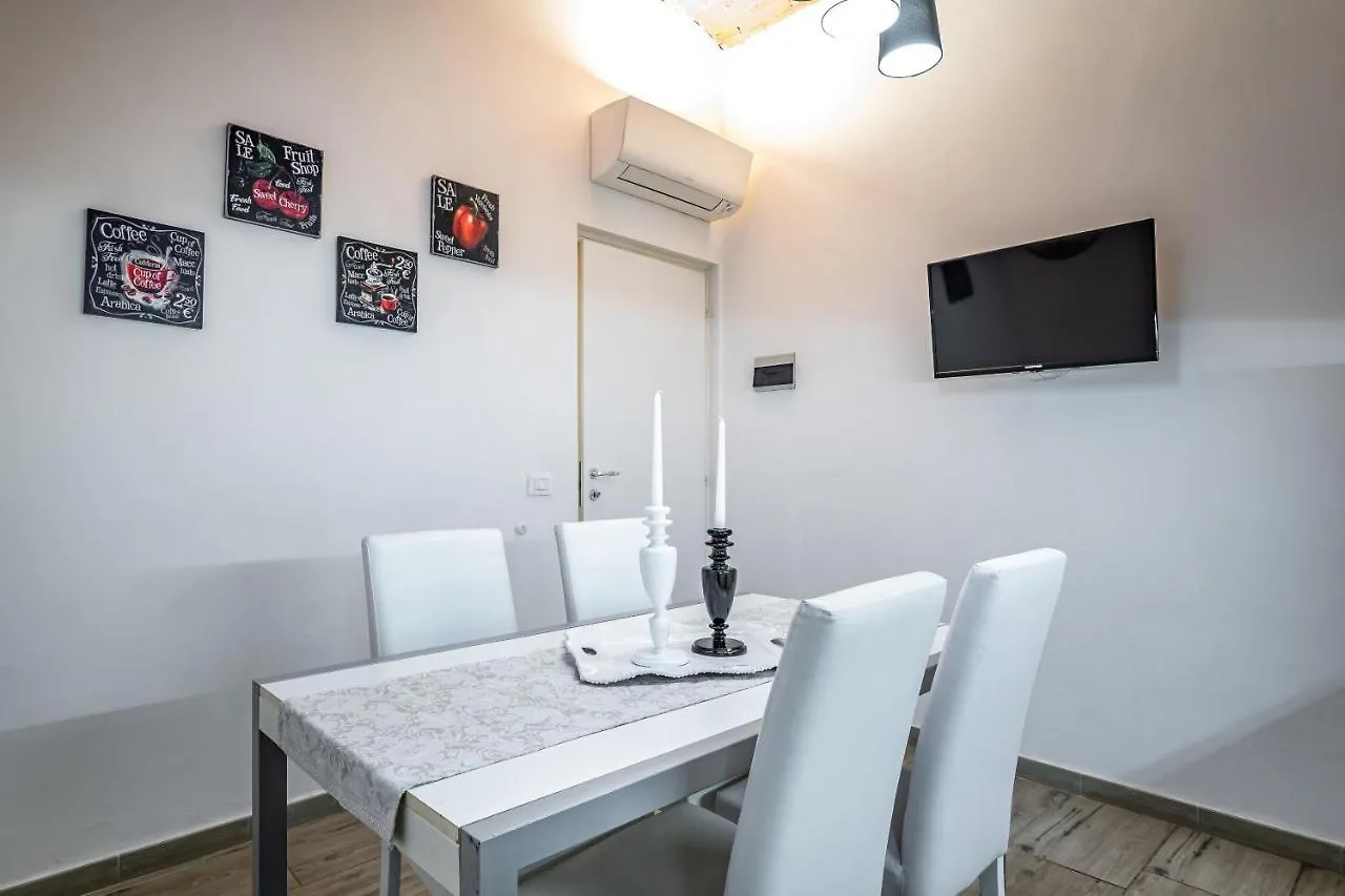 פירנצה Mf Home Design 0*,  איטליה